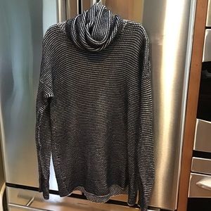 Bela nyc brand sweater tunic